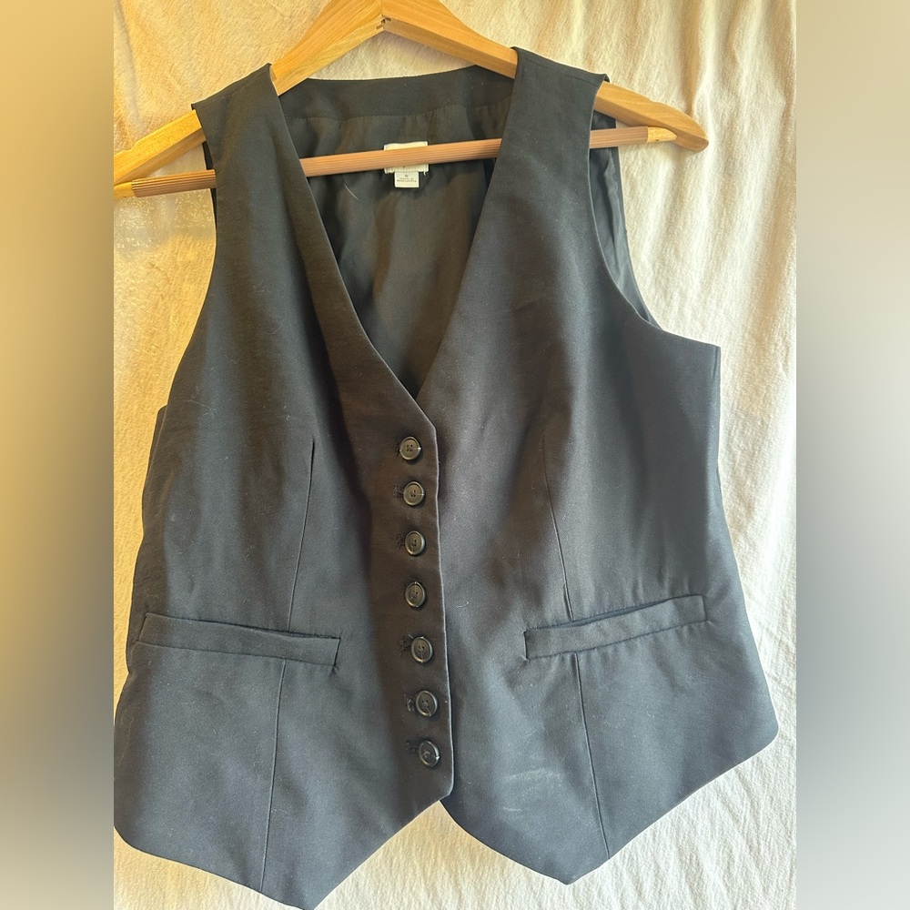 a new day Women's Black Buttoned Vest